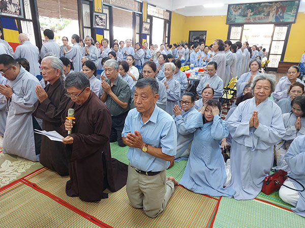 CÚNG DƯỜNG TRƯỜNG HẠ TẠI CHÙA PH XÁ LỢI NĂM ẤT TỴ