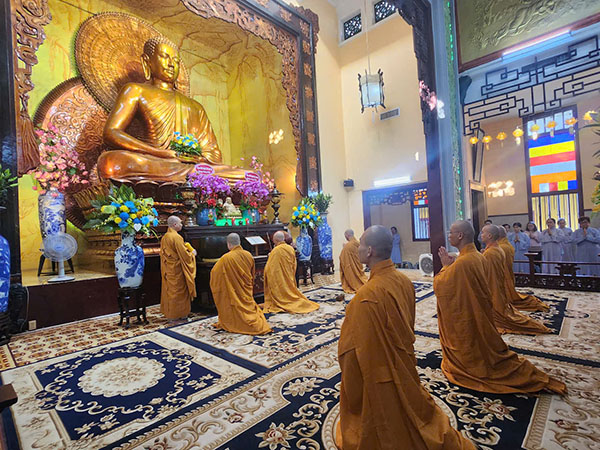 GÓC CHIA SẺ: CHUNG TAY